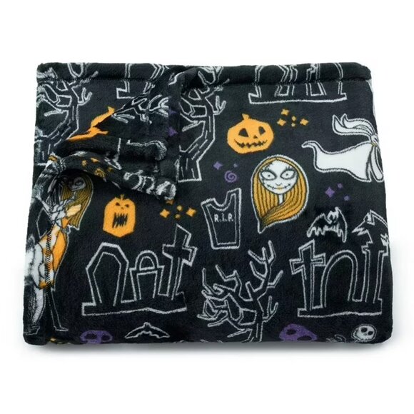 Nightmare Before Christmas Plush Fuzzy Soft Throw Blanket - Picture 4 of 4